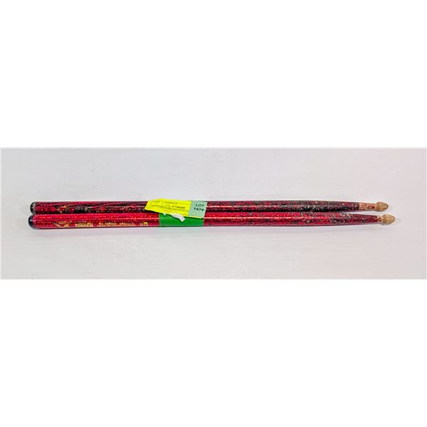 WOODEN DRUMSTICKS PAIR