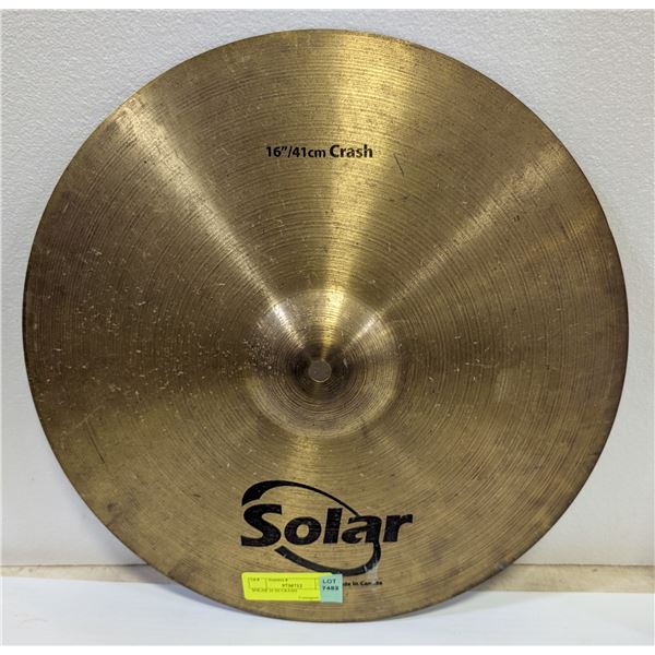 SOLAR 16 IN CRASH