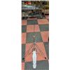 Image 1 : FOLDING CHROME HI HAT STAND