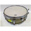 Image 1 : VINTAGE GREEN SNARE DRUM