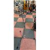 Image 1 : FOLDING CHROME CYMBAL STAND