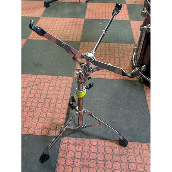 SNARE DRUM STAND CHROME