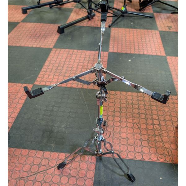 SNARE DRUM STAND CHROME