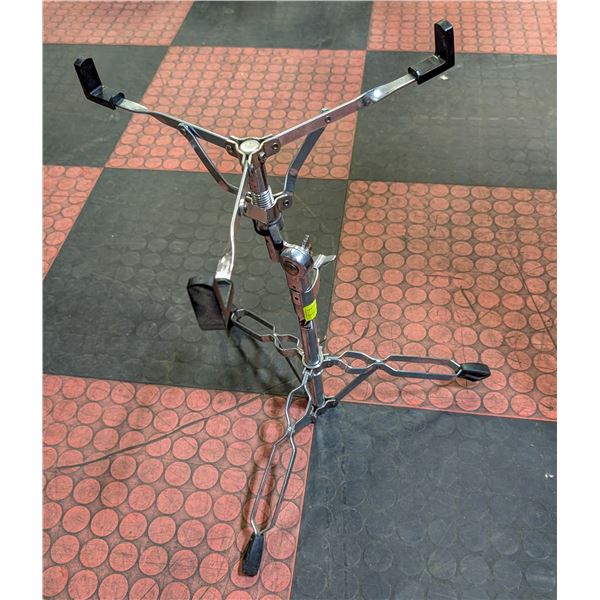 SNARE DRUM STAND CHROME