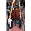 Image 1 : MULTI GUITAR STAND