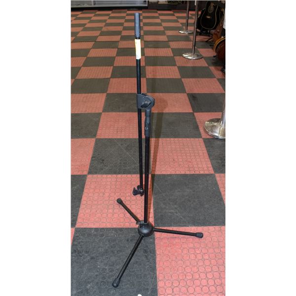ADJUSTABLE MIC STAND