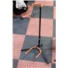 Image 1 : SINGLE NECK GUITAR STAND