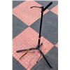 Image 1 : SINGLE NECK GUITAR STAND