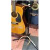 Image 1 : SINGLE NECK GUITAR STAND
