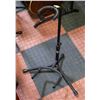 Image 1 : SINGLE NECK GUITAR STAND
