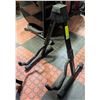 Image 1 : SINGLE NECK GUITAR STAND