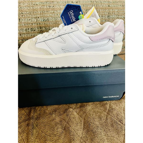 New Balance Ortholite shoes Womens Size 7 1/2