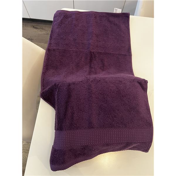 Set of 5 New 100% Organic Cotton Towels Made in Portugal