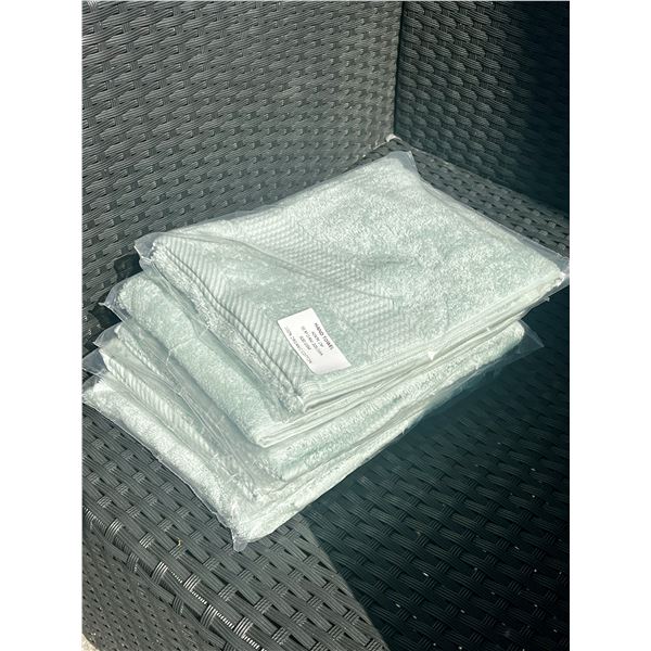 Set of 5 New 100% Organic Cotton Towels Made in Portugal
