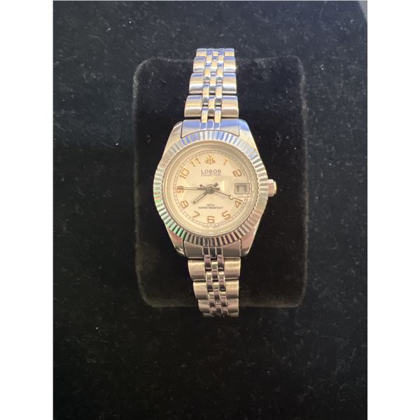 Beautiful Ladies watch freshly serviced Like new condition!