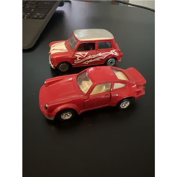 Lot of 2 Die-Cast Classic Cars – Mini Cooper & Porsche 911 Turbo