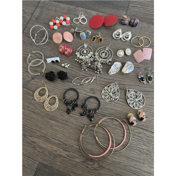 Large Lot of Women’s Fashion Earrings – 20+ Pairs – Statement, Vintage & 