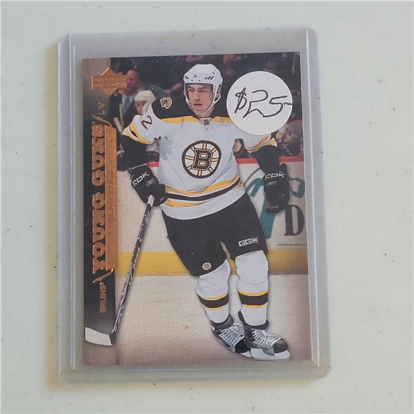 Milan Lucic Upper Deck Young Guns Rookie card