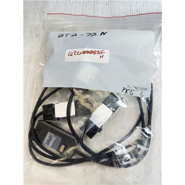 Lot of (6) Keyence #GT2-72N
