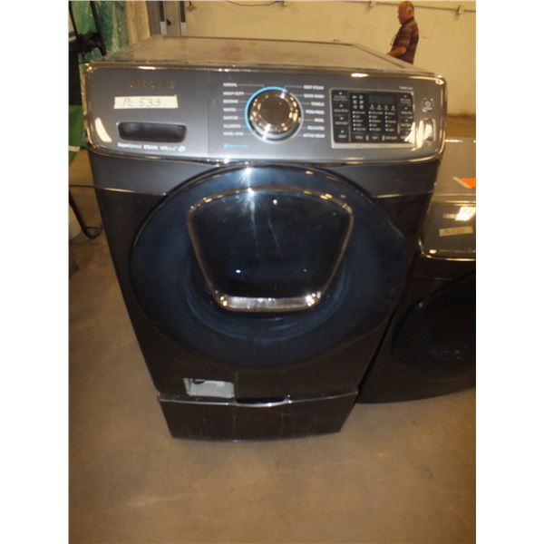 Samsung Washer & Dryer w/ Pedestal's