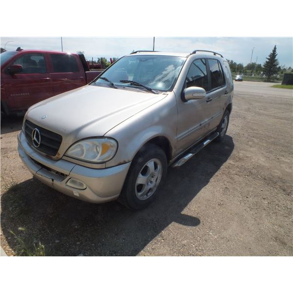 2002 Mercedes Benz ML 320