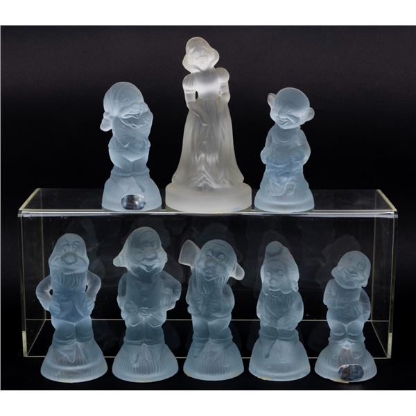 Italian Glass "Snow White and the Seven Dwarf" Figurines.
