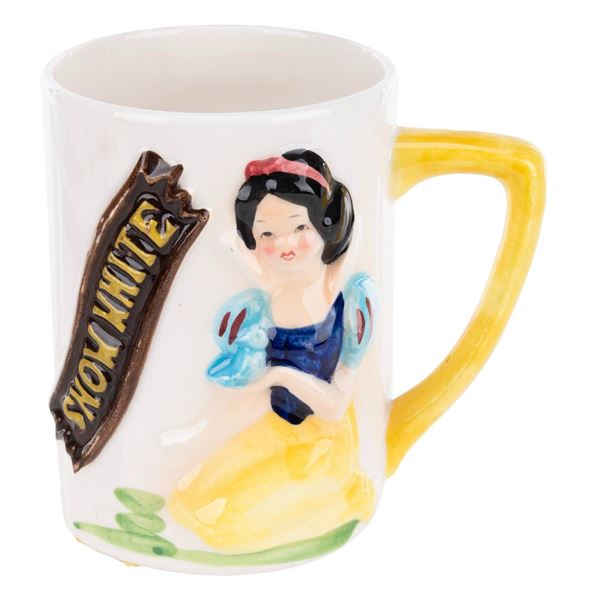 A 1960s Snow White Mug.
