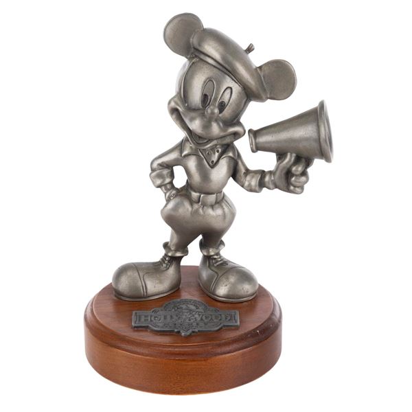 A Hollywood Mickey Statue.