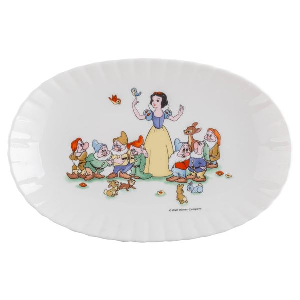 A "Snow White and the Seven Dwarfs" Ceramic Oval Plate.