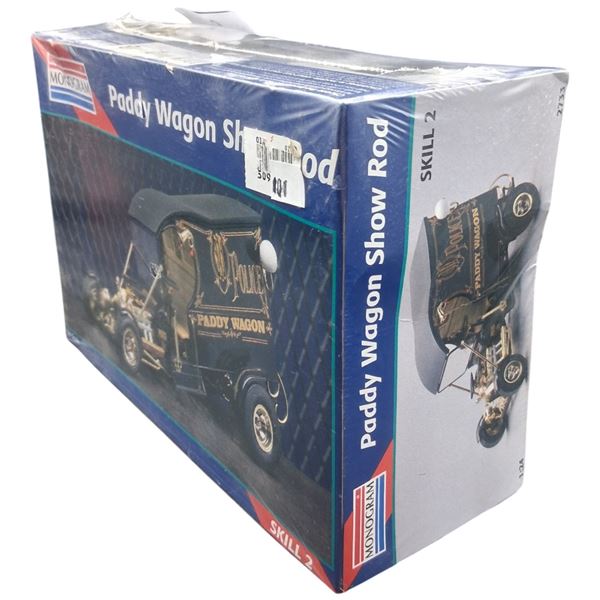 NIB 1:24 scale Paddy Wagon model kit