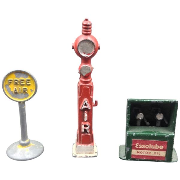 Vintage die cast miniature gas station accessories, tallest is 3"