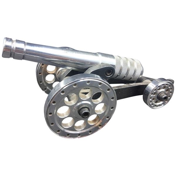 Precission machined metal cannon 9"