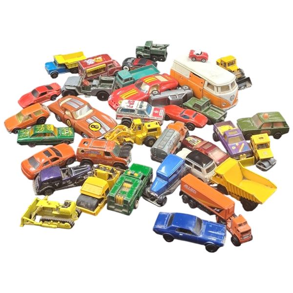 Approx 20 die cast cars