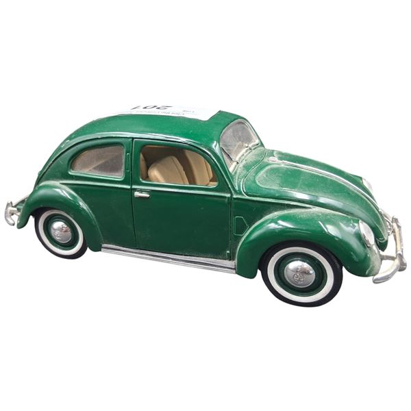 Vintage die cast 1:18 scale 1951 VW Beetle