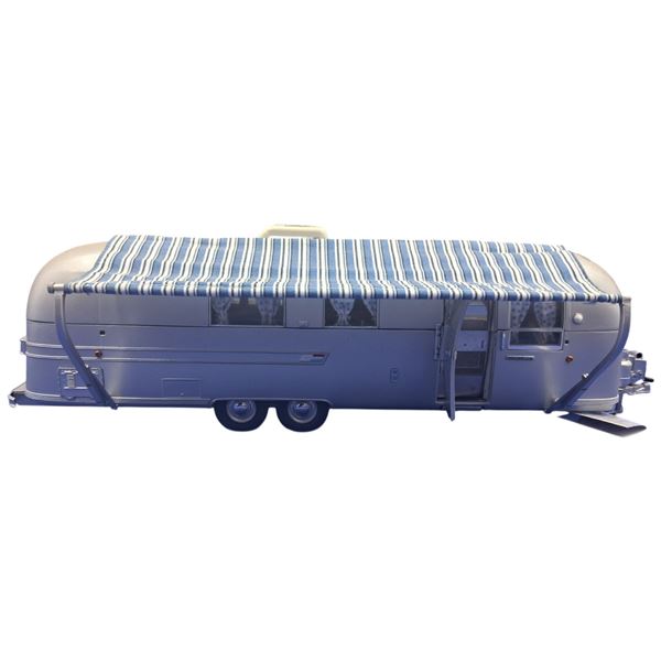 Very cool die cast Airstream trailer by Franklin Mint 14"