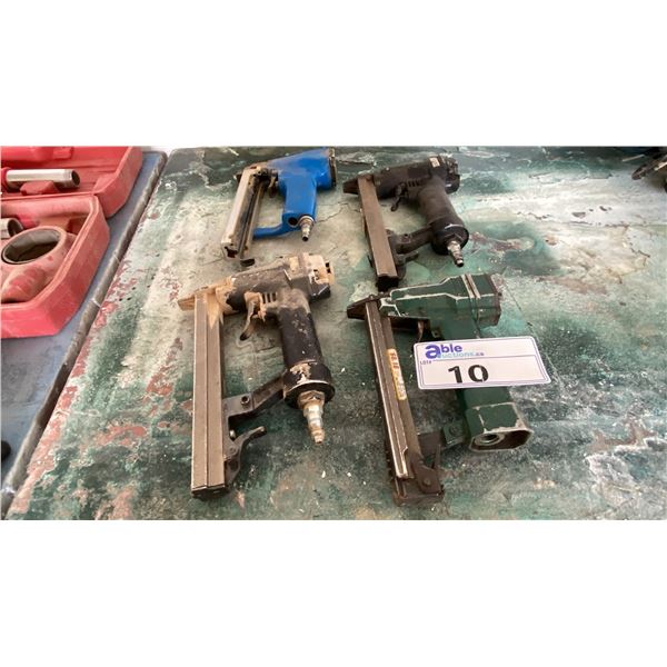 GROUP OF 4 ASSORTED STAPLE GUNS