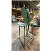 Image 3 : CEC METAL PRODUCTS FOOT OPERATED SNAP FASTENING MACHINE