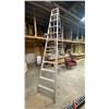 Image 3 : 12' ALUMINUM LADDER *LAST DAY REMOVAL*