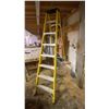 Image 1 : YELLOW 8' FIBERGLASS LADDER