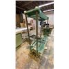 Image 2 : INDUSTRIAL MANUAL SCREW VANEER PRESS