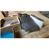 Image 6 : GROUP OF ASSORTED SAW BLADES & SANDING DISCS/ROLLS