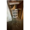 Image 3 : 2 CABINETS WITH ASSORTED WOOD VENEER EDGEBANDING
