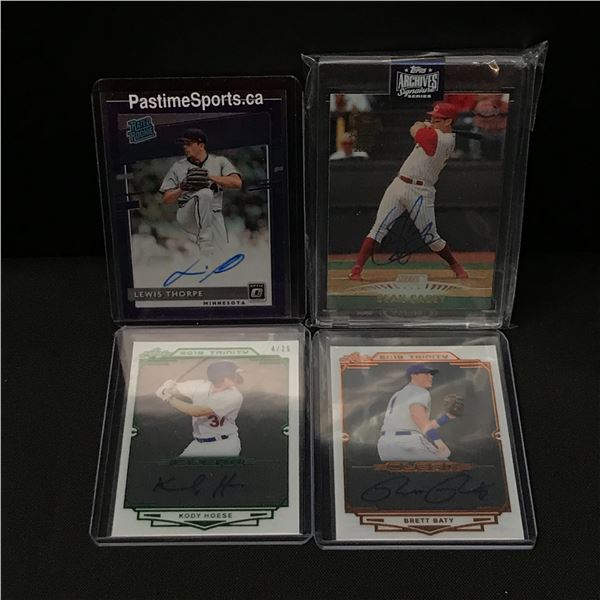 LOT OF 4 SIGNED BASEBALL TRADING CARDS