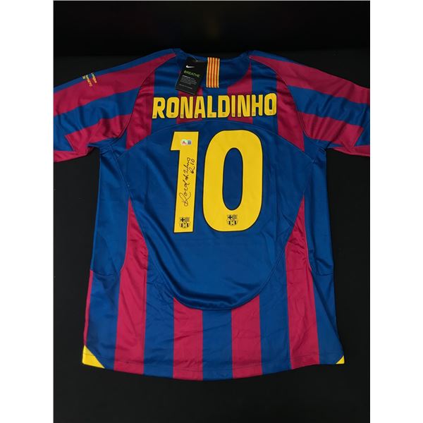 RONALDHINO SIGNED FC BARCELONA SOCCER JERSEY - BECKETT COA