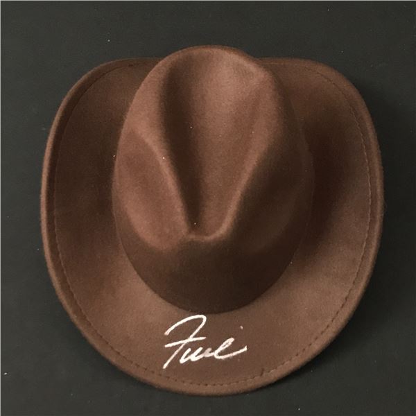 FAITH HILL SIGNED COWBOY HAT - ACE COA
