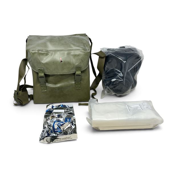 Gas Mask Set With Filter and Chemical Hazmat Suit In Size 3 Large, New