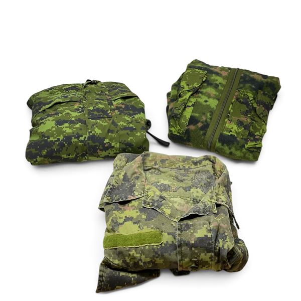 Military Jacket Size 7036/ Women's Large, Combat Fleece Sweatshirt Size Women's Large and Coat