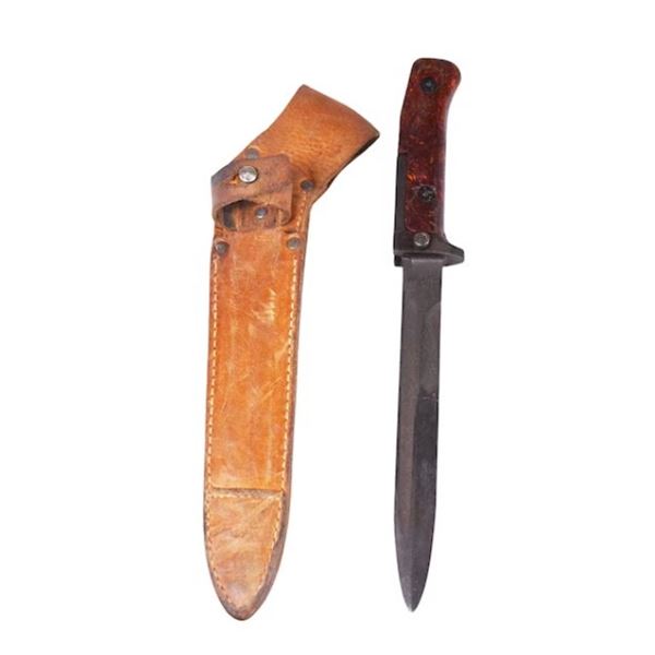 1x VZ 58 Bayonet with Scabbard