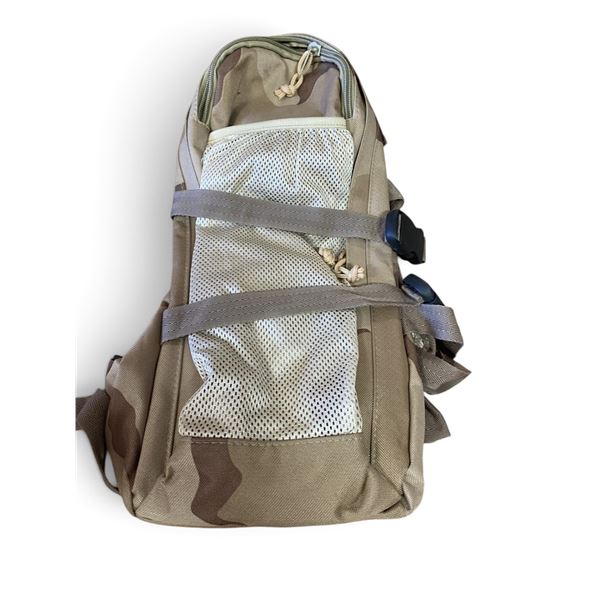 1x D3 Camo Hydration Pack