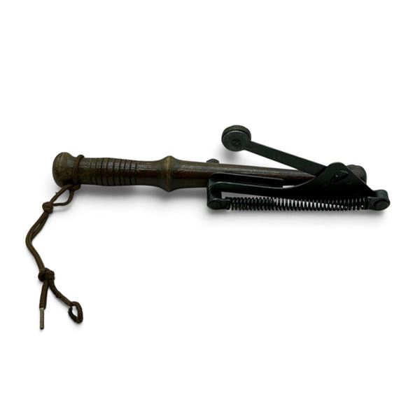 Remington Handheld Hand Trap Clay Thrower